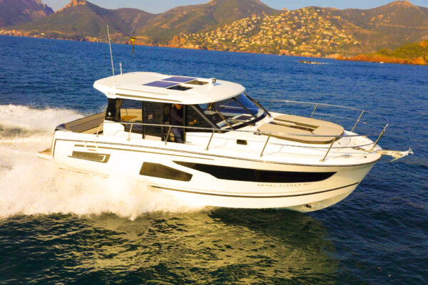 Adventure for oceanholics